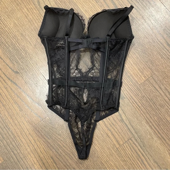 EUC Victorias Secret Black Bustier Push Up All Over Lace Teddy | Size XS - Picture 7 of 8
